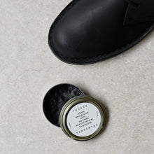 TGC033 black shoe polish